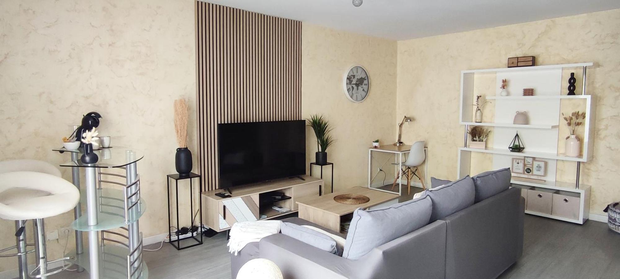 Cosy Appart - Balcon, Parking, Spacieux T2 - Proche Eurexpo Stade Saint-Priest  Eksteriør billede